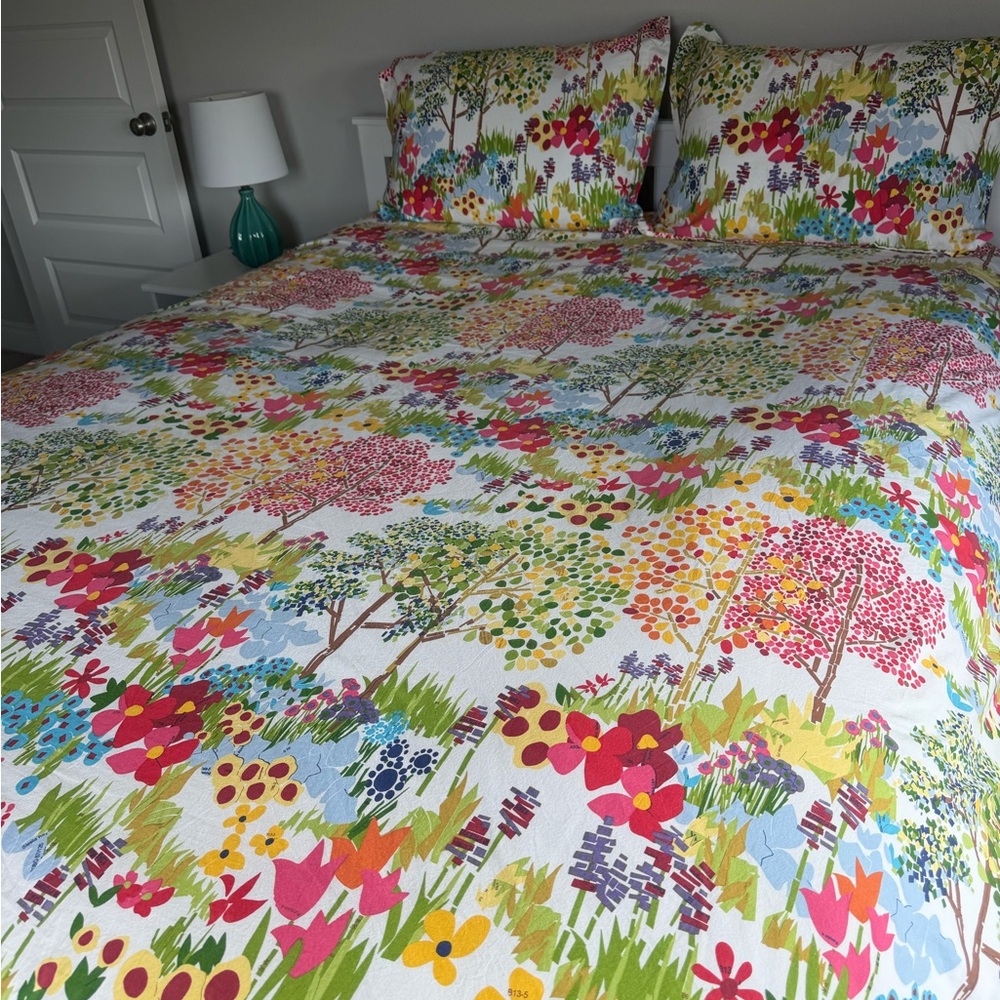 Floral Meadow Duvet Cover Set in Multicolor - Home Bedding